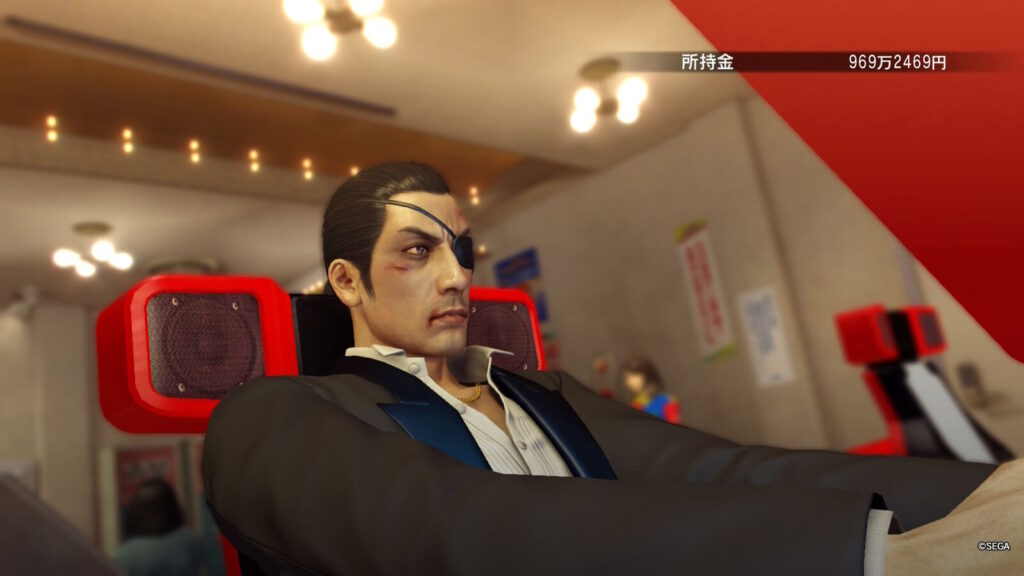 ゲームセンターでくるまのゲームに興じる真島吾朗